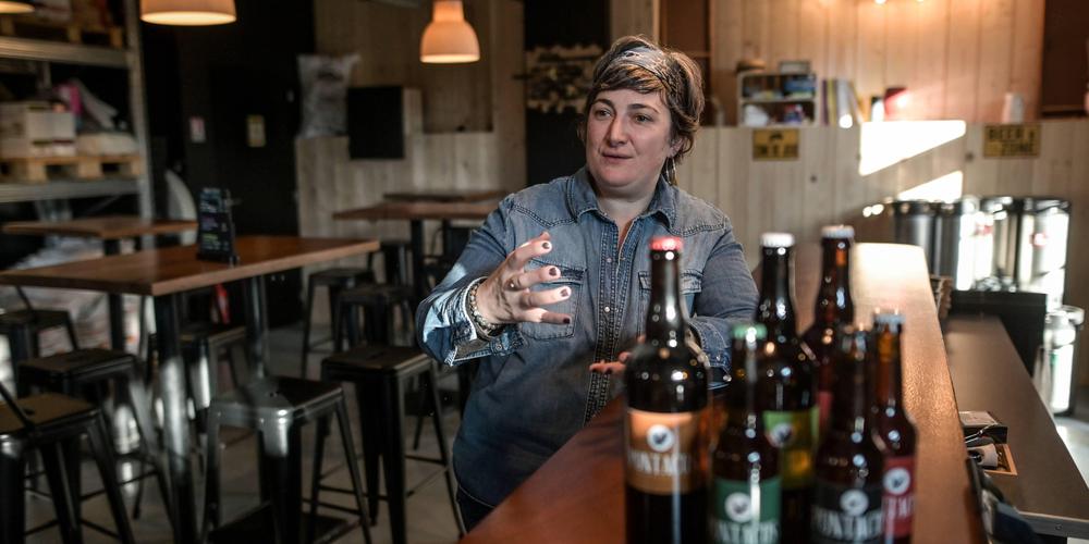 découvrez les saveurs authentiques des bières du sud-ouest de la france, où le terroir rencontre la tradition artisanale. explorez notre sélection de brasseries locales, leurs recettes uniques et l'héritage culturel qui fait vibrer cette région viticole.