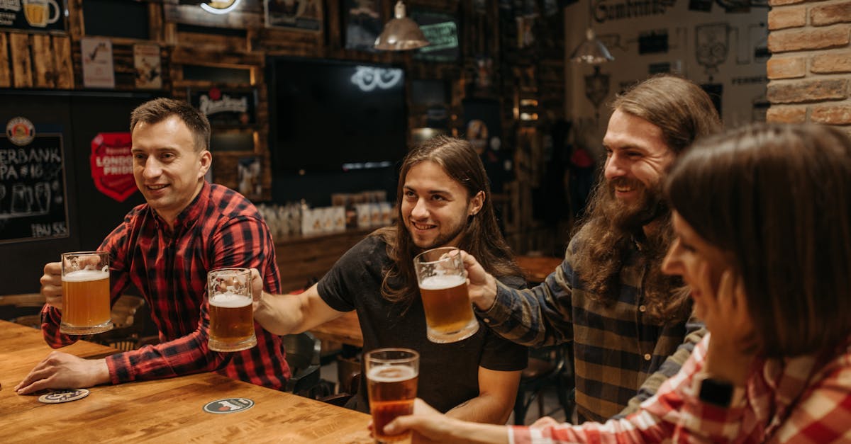 découvrez l'univers riche et savoureux des bières brunes, avec leurs arômes de caramel, chocolat et torréfaction. explorez les variétés, les conseils de dégustation et apprenez à apprécier chaque gorgée de cette boisson emblématique.